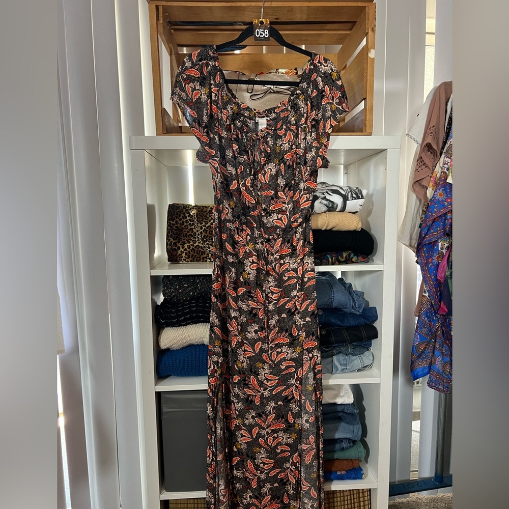 H&M Maxi Dress size M